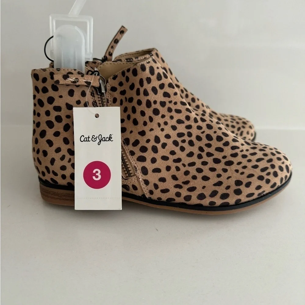 Girl’s boots leopard print booties big kid 3/4/5 cat and jack brown booties